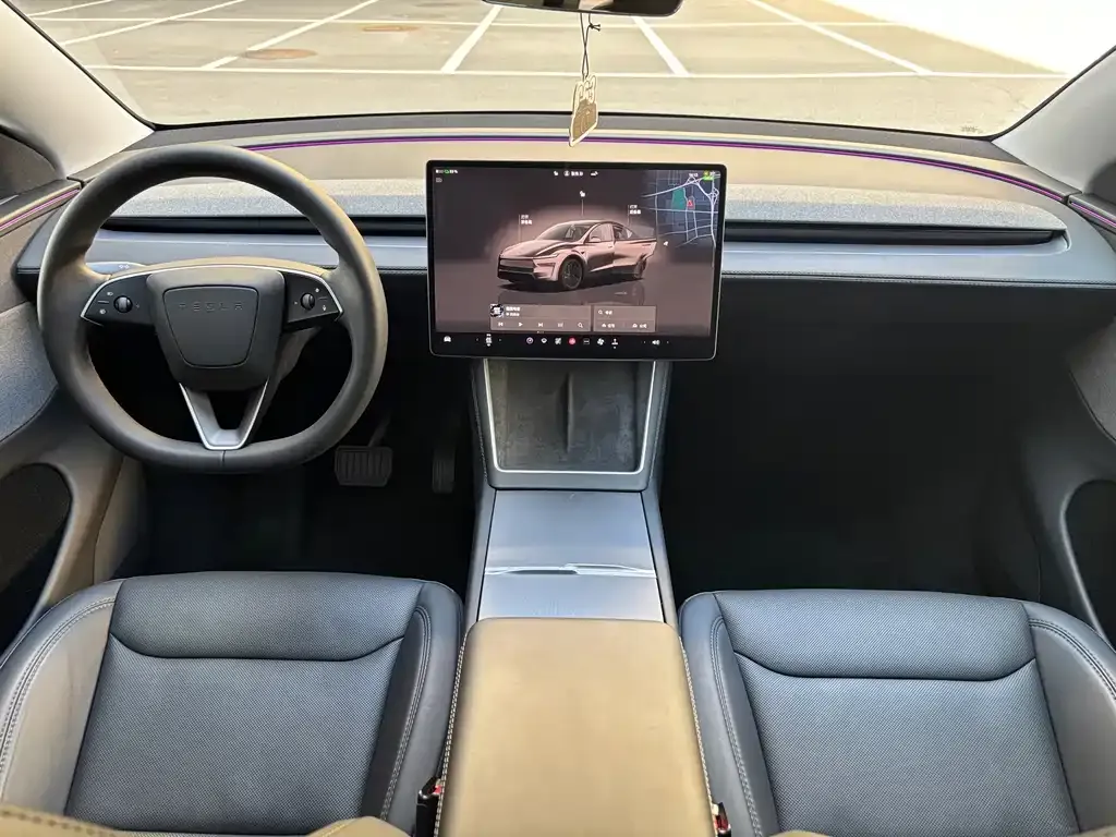 Tesla Model Y — фото 6