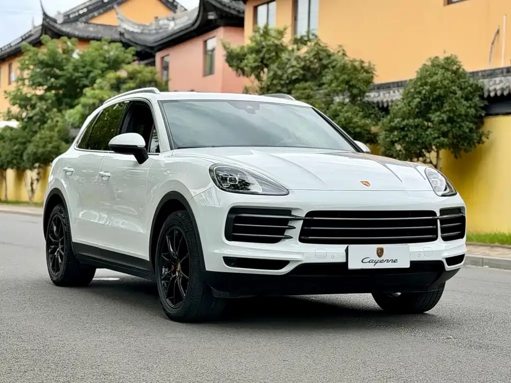 Porsche Cayenne — фото 4
