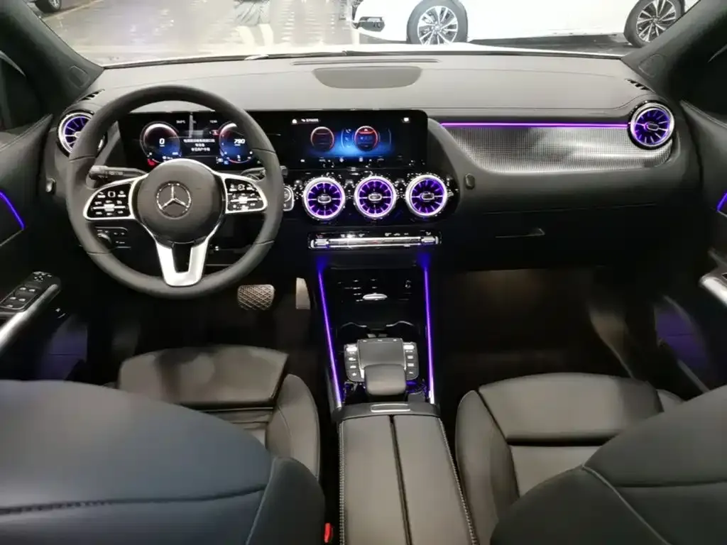 Mercedes-Benz GLA — фото 4