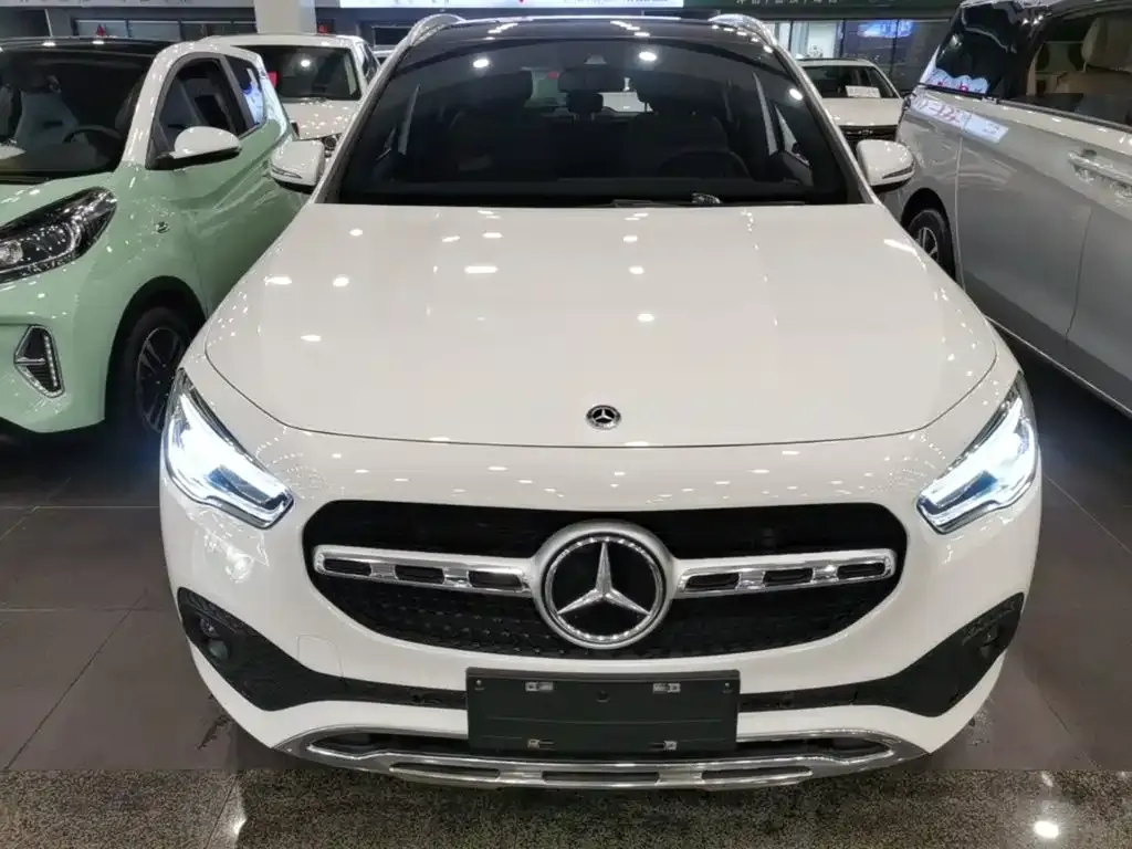 Mercedes-Benz GLA — фото 8