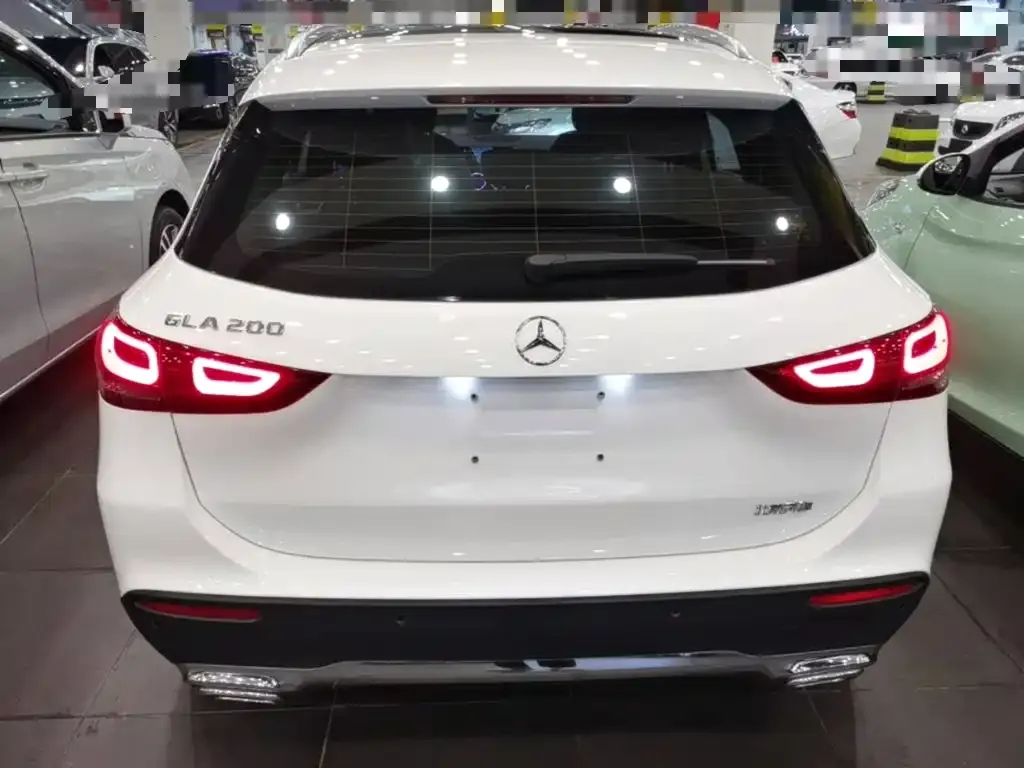 Mercedes-Benz GLA — фото 10
