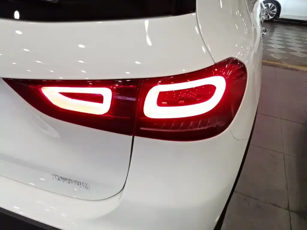 Mercedes-Benz GLA — фото 5