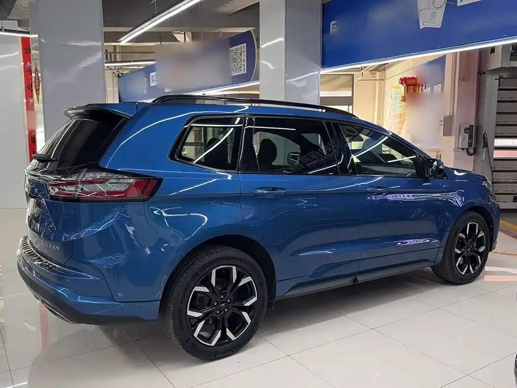 Ford Edge — фото 3