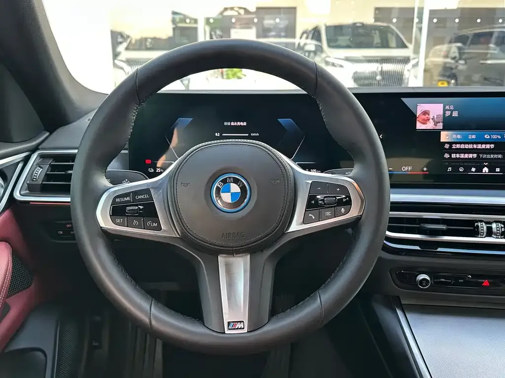 BMW i4 — фото 5