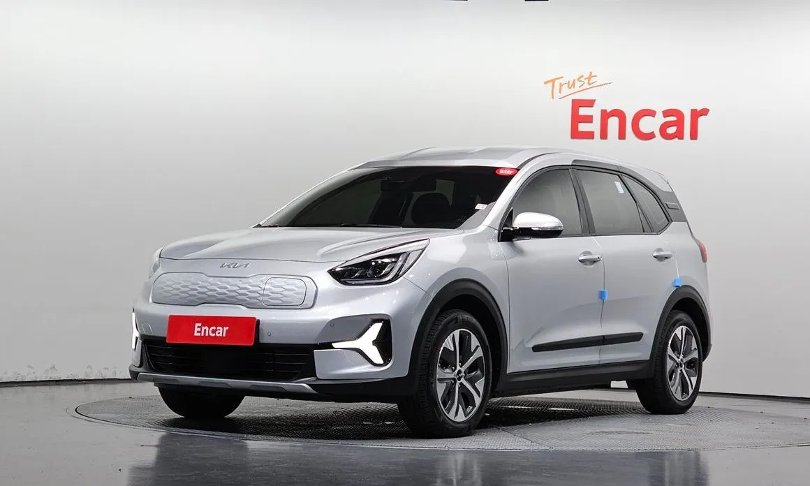 Kia Niro — фото 1