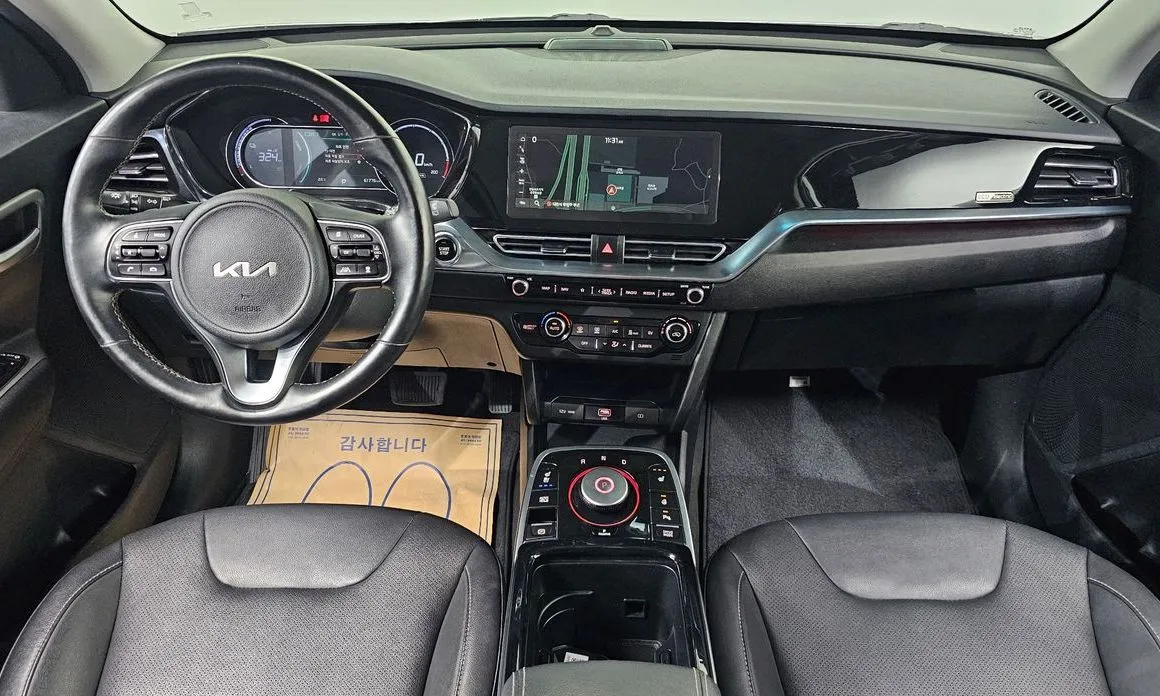 Kia Niro — фото 8
