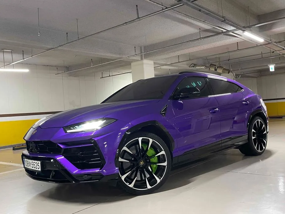Lamborghini Urus — фото 1