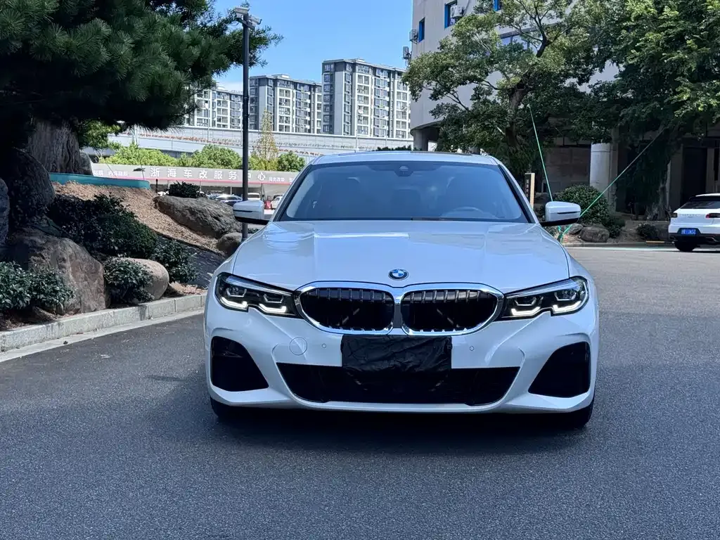 BMW 3 Series — фото 8
