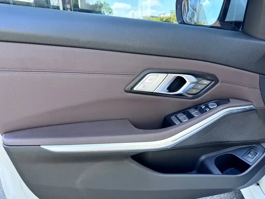 BMW 3 Series — фото 10