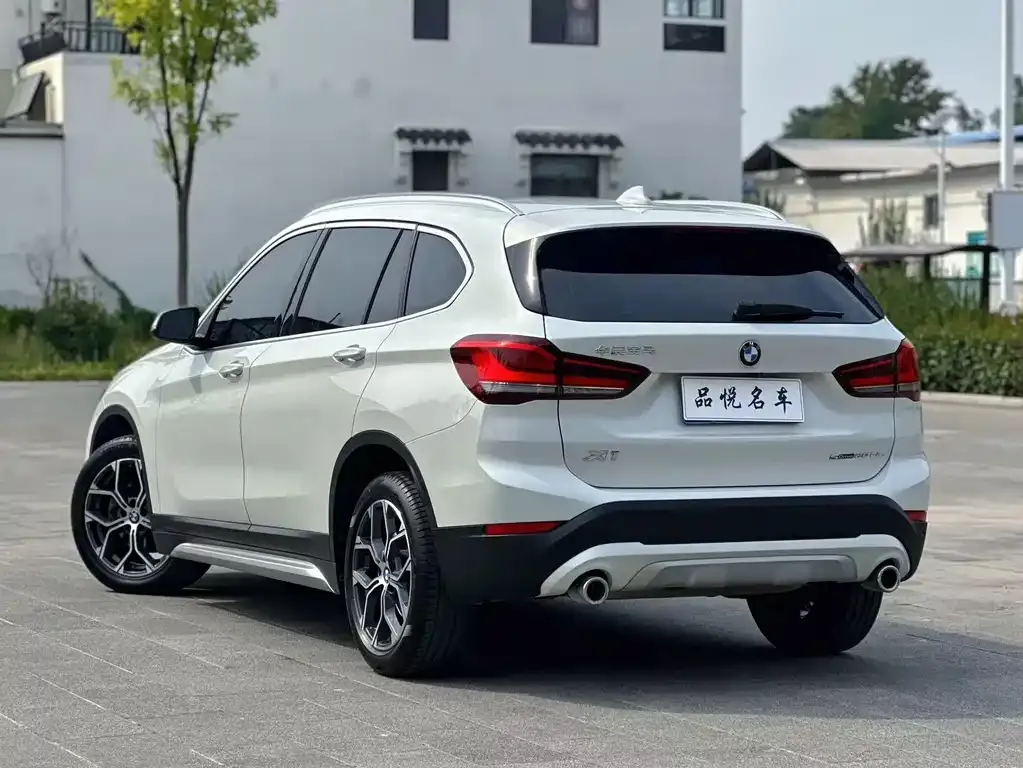 BMW X1 — фото 2
