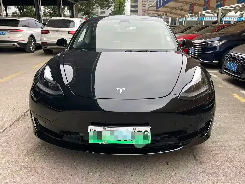 Tesla Model 3 — фото 6
