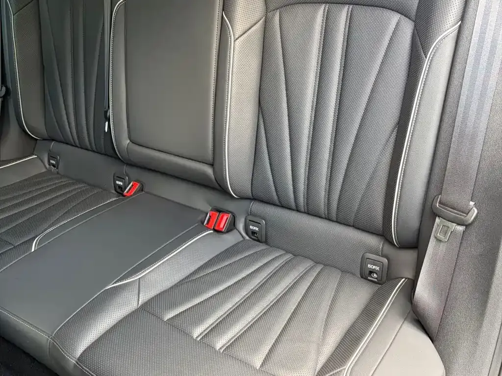 Volkswagen Passat — фото 10