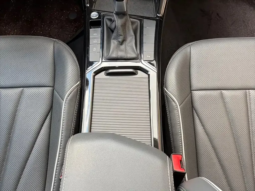 Volkswagen Passat — фото 9