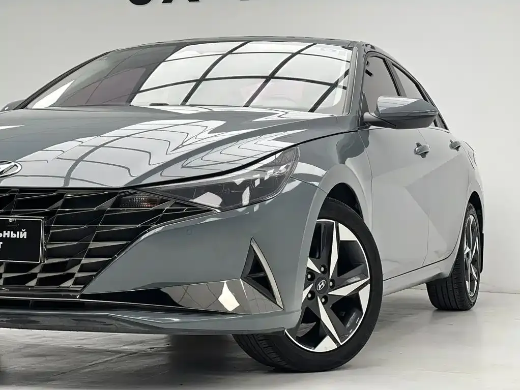 Hyundai Elantra — фото 9