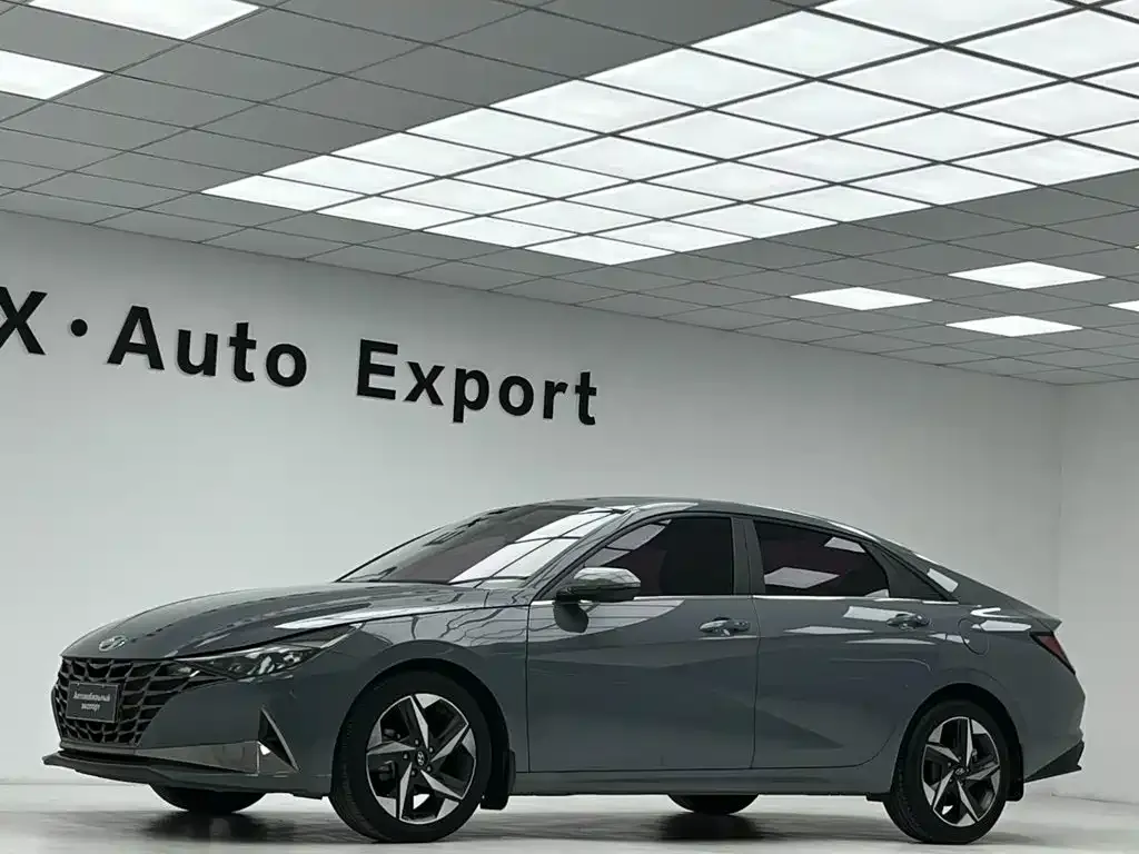 Hyundai Elantra — фото 6