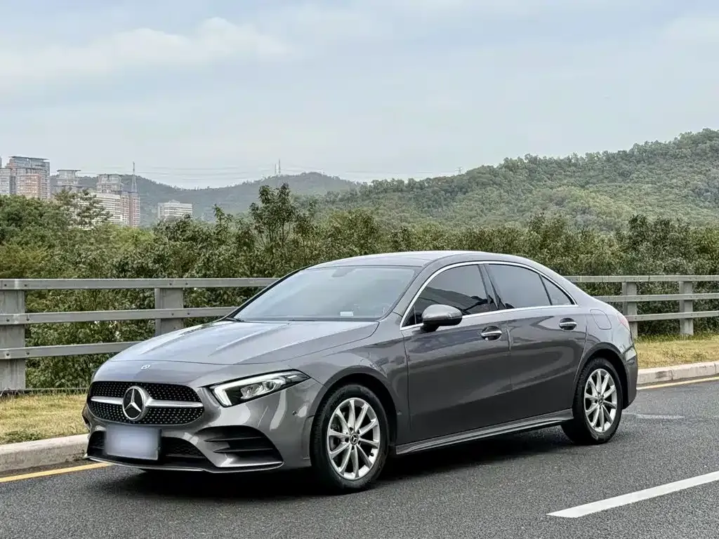 Mercedes-Benz A-Class — фото 8