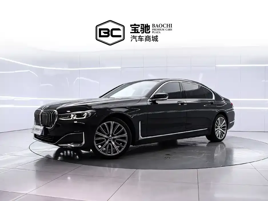 BMW 7 Series — фото 1