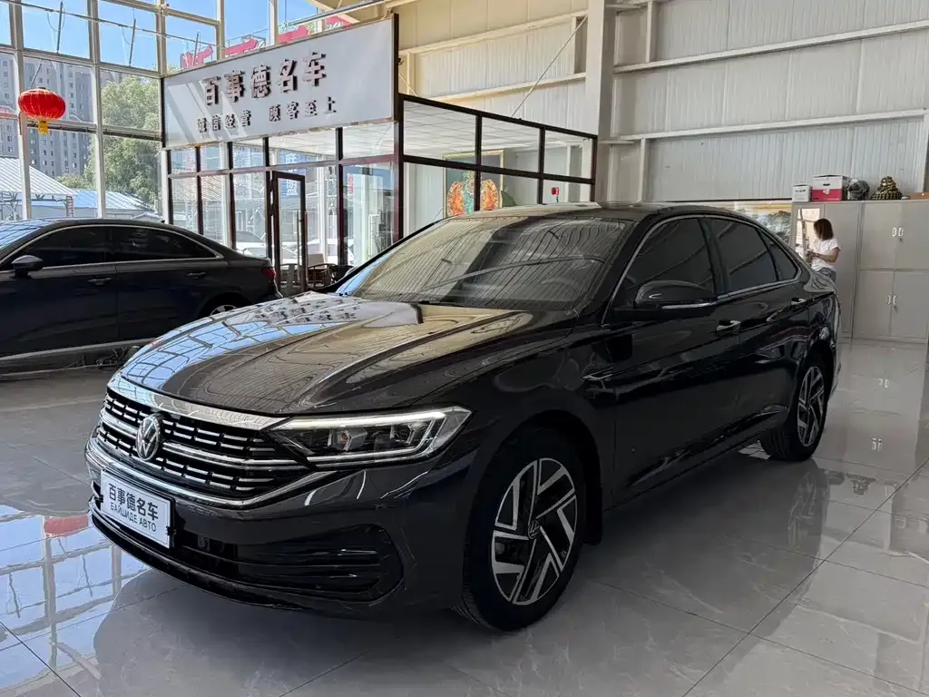 Volkswagen Sagitar — фото 1