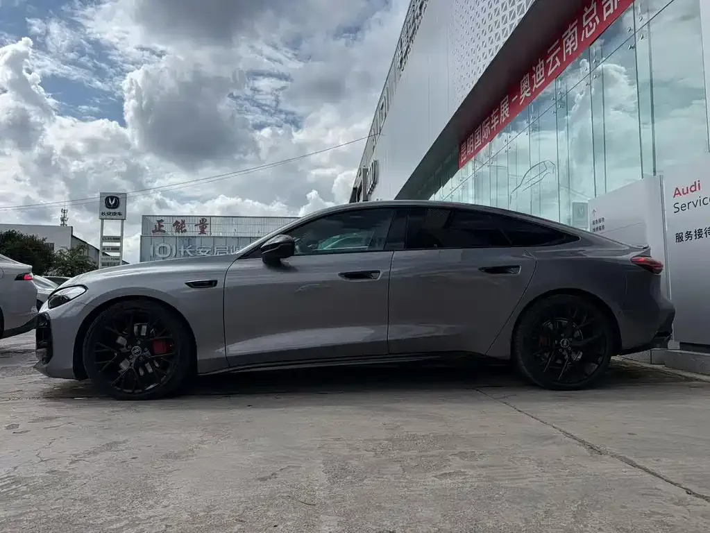 Audi A5L Sportback — фото 2