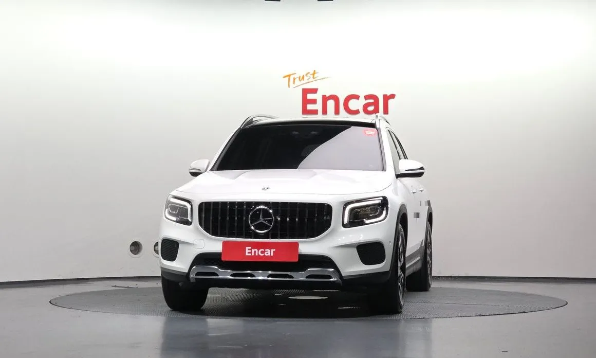 Mercedes-Benz GLB-Class — фото 2