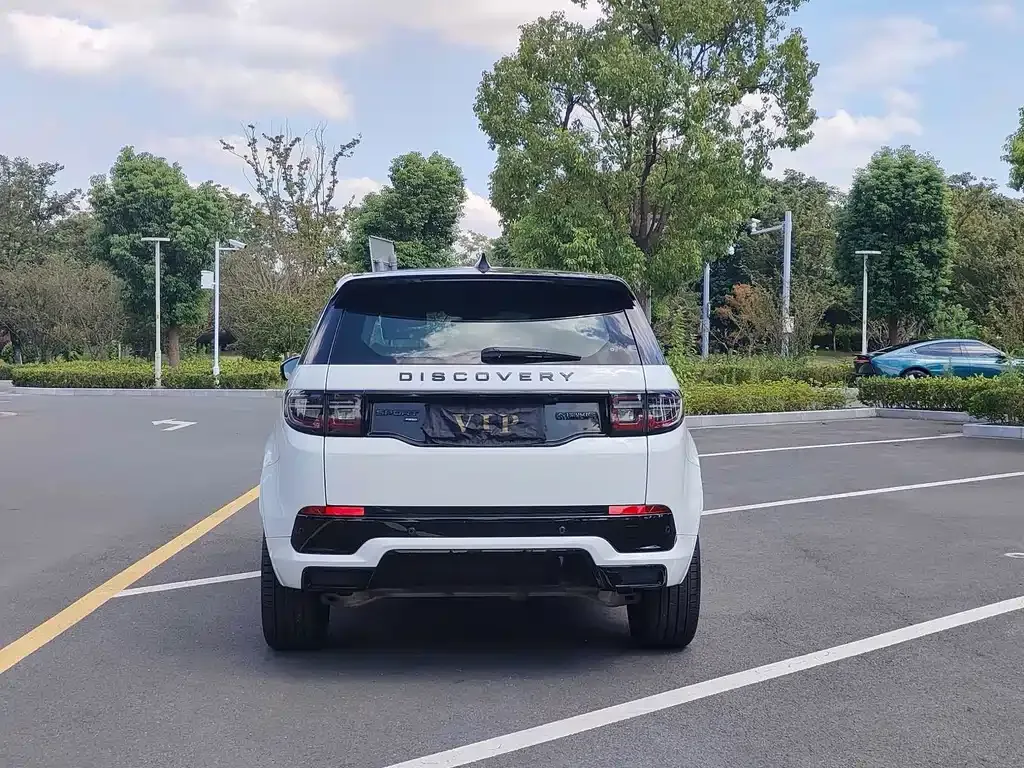 Land Rover Discovery Sport — фото 10