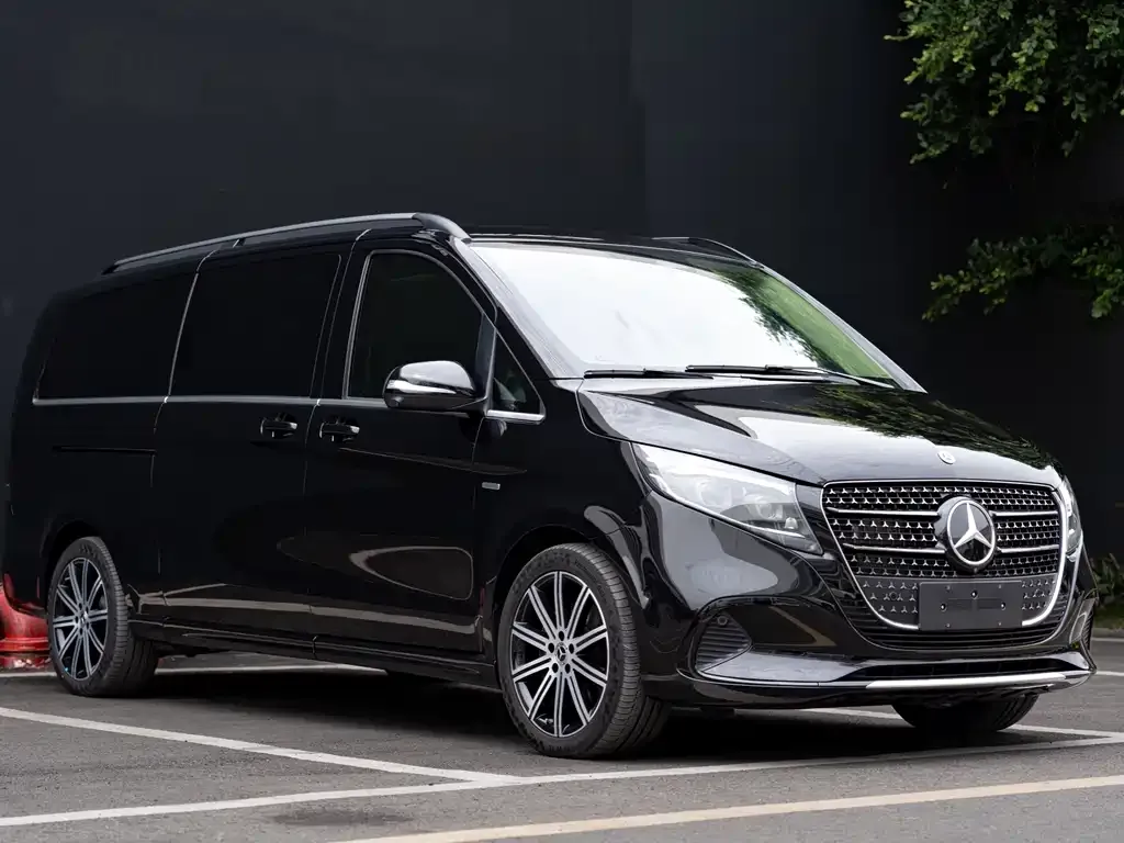 Mercedes-Benz V-Class — фото 10