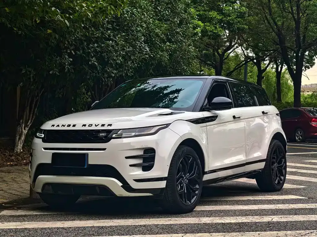 Land Rover Evoque — фото 1