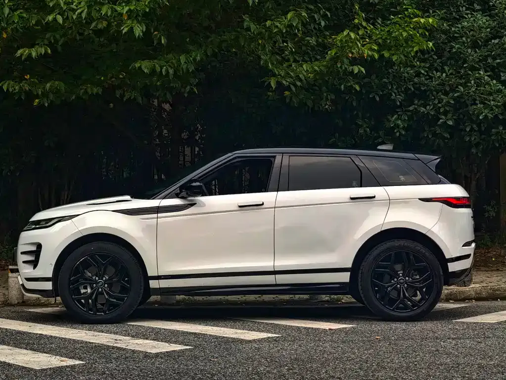 Land Rover Evoque — фото 3
