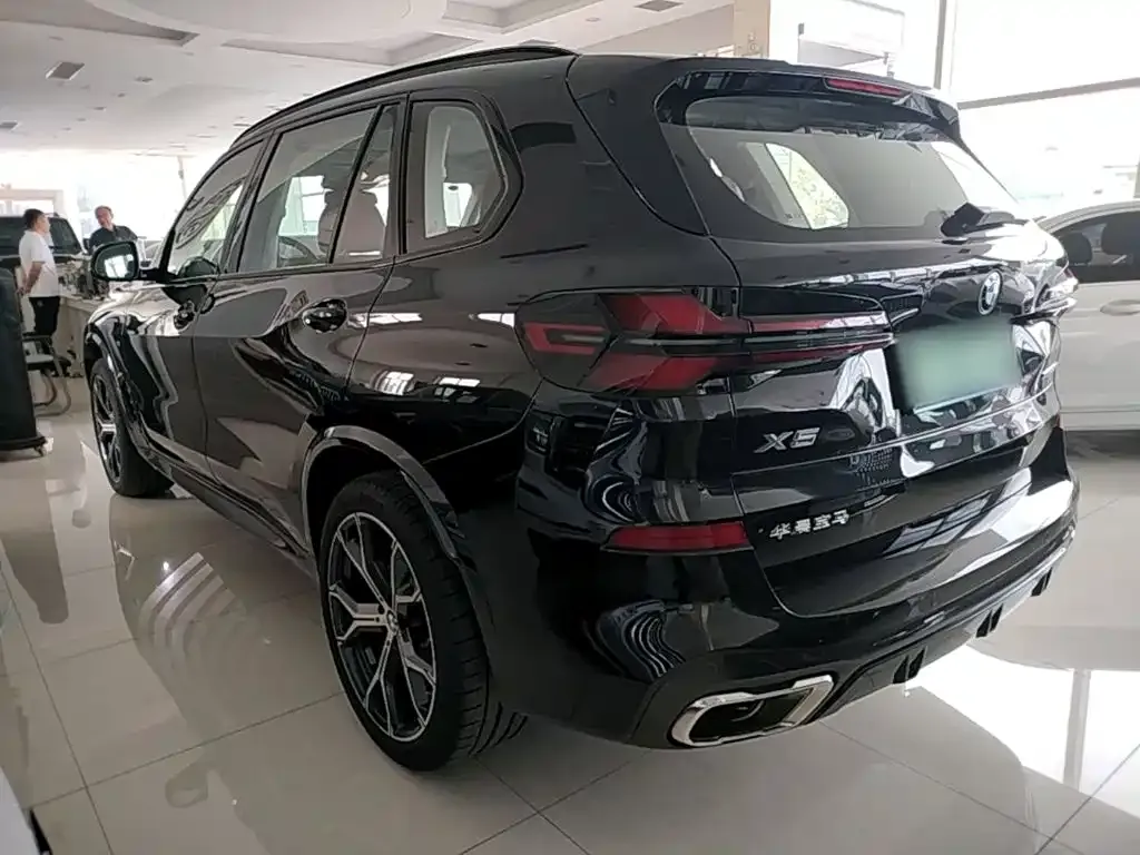 BMW X5 — фото 9