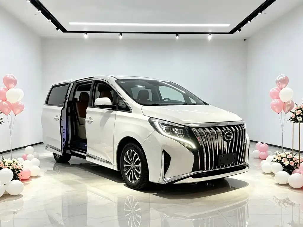 GAC Motor Trumpchi M8 — фото 10