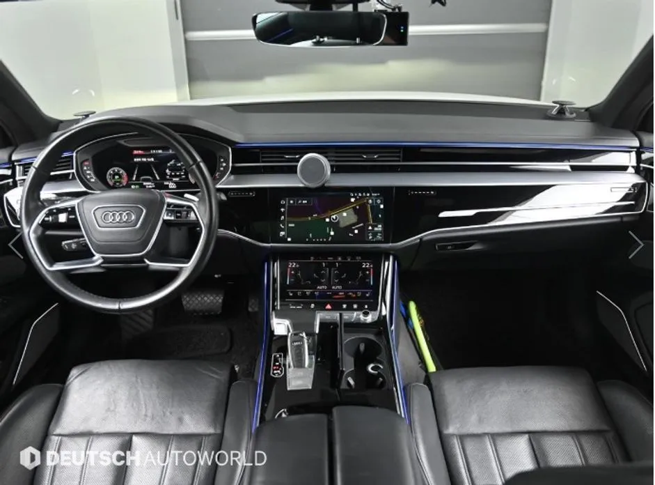 Audi A8 — фото 10