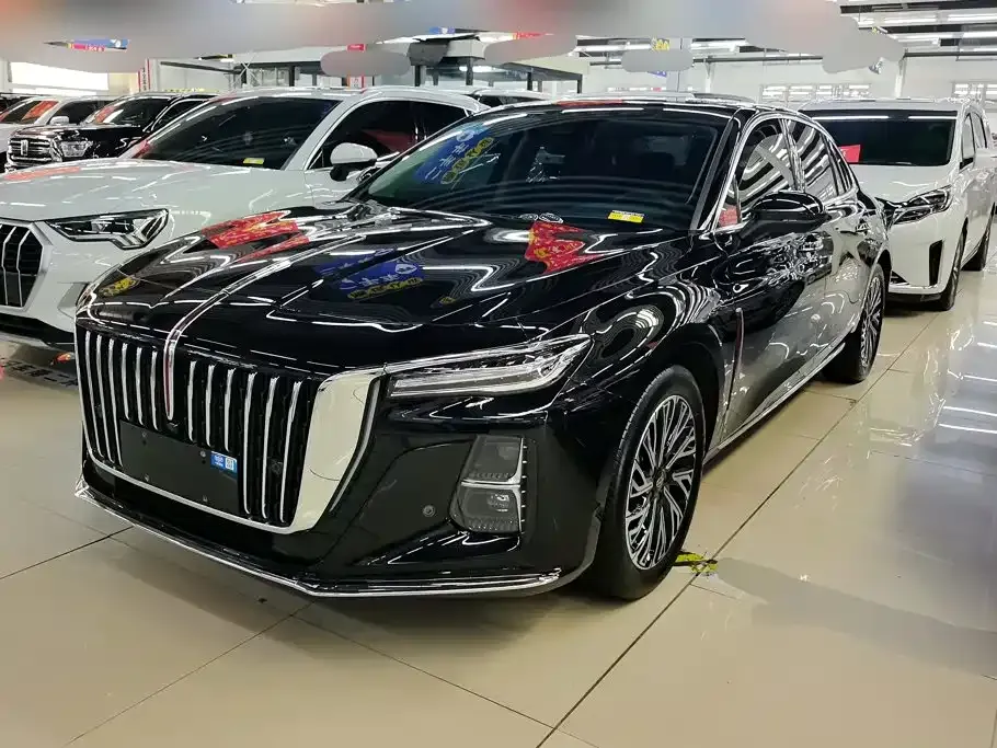 Hongqi H5 — фото 1