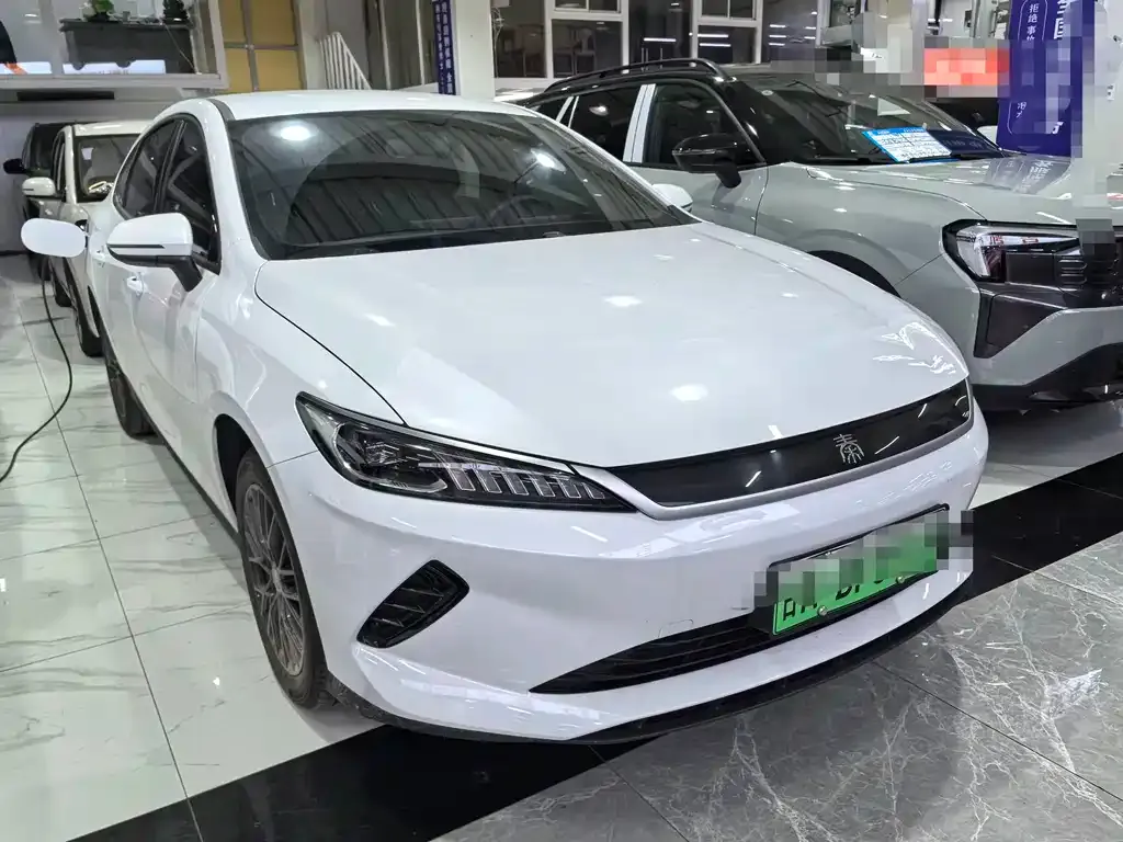 BYD Qin PLUS — фото 9