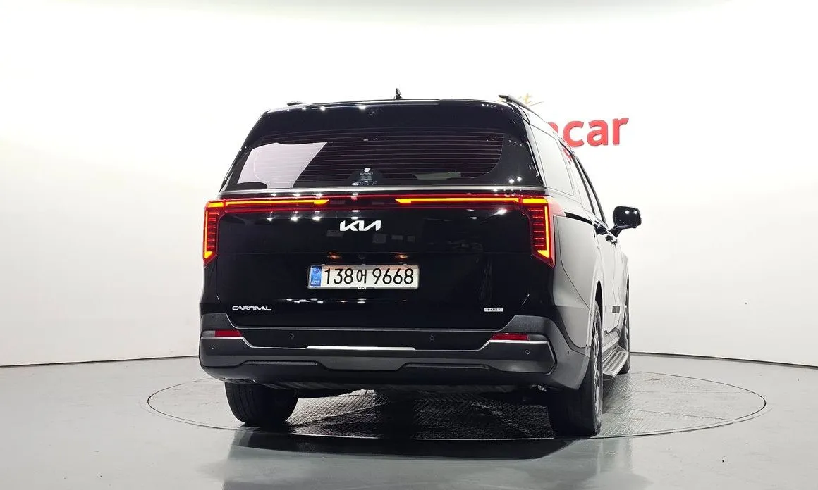 Kia Carnival — фото 4
