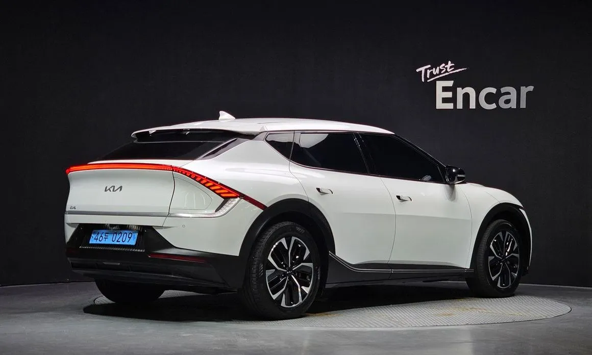 Kia EV6 — фото 4
