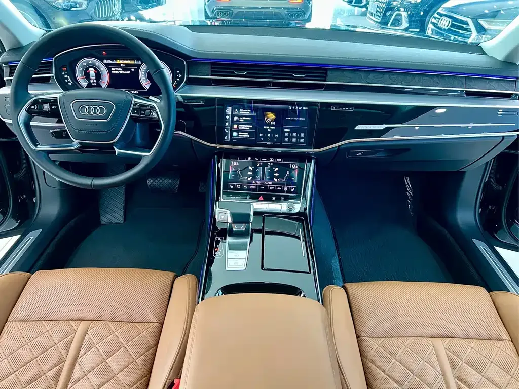 Audi A8 — фото 10