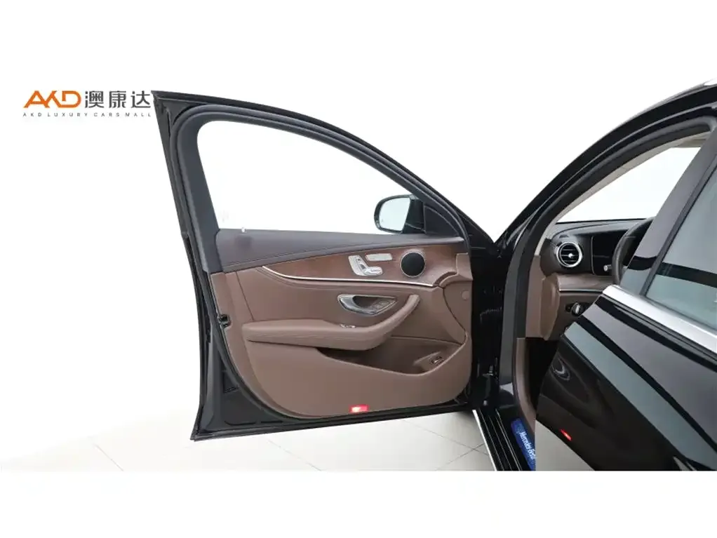 Mercedes-Benz E-Class New Energy — фото 5