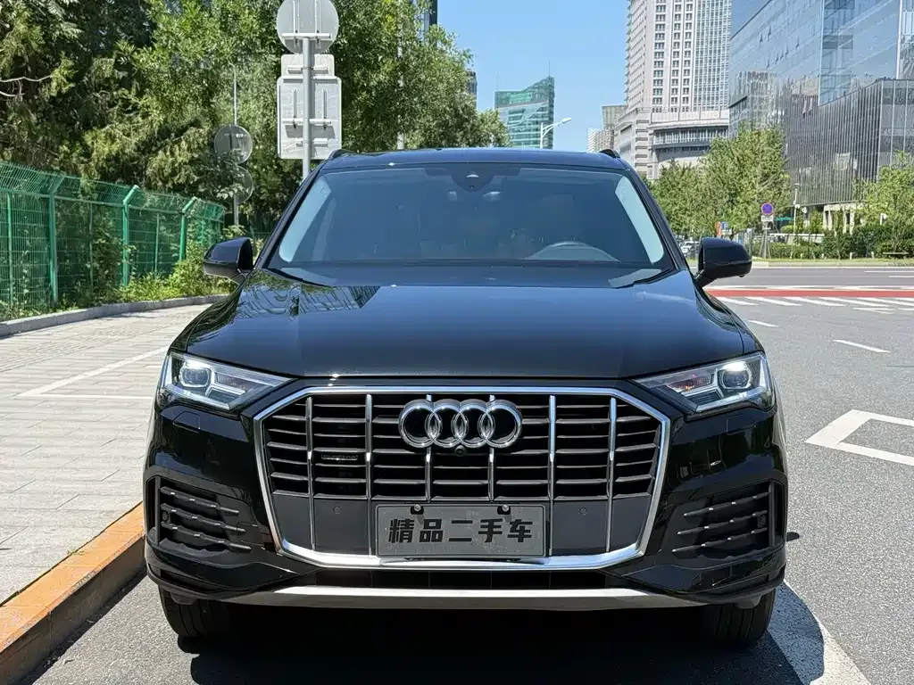 Audi Q7 — фото 3