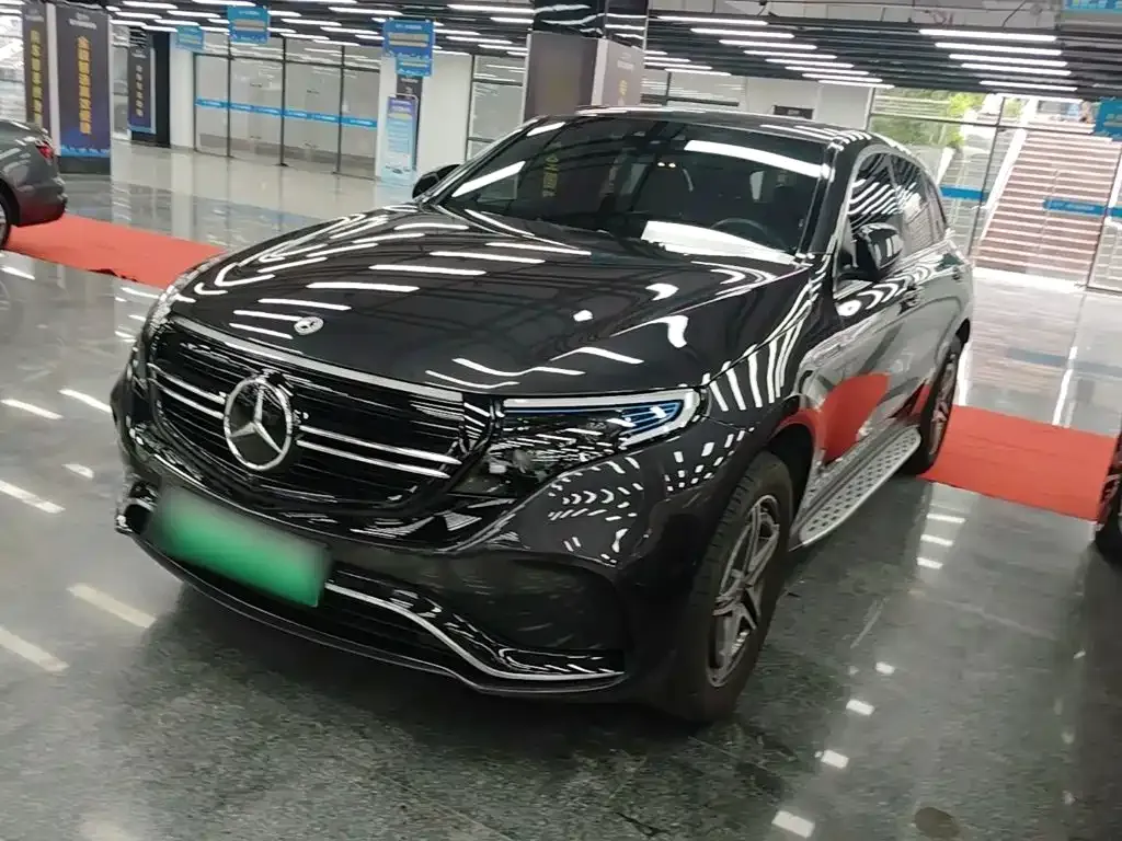 Mercedes-Benz EQC — фото 2