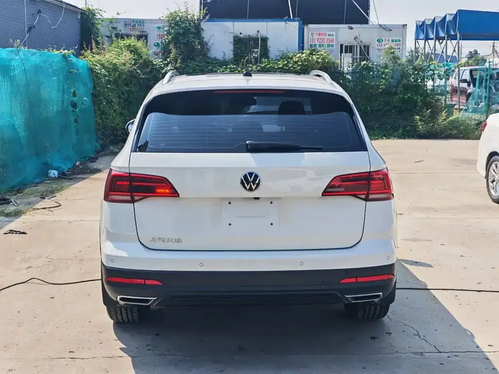 Volkswagen Tharu — фото 9