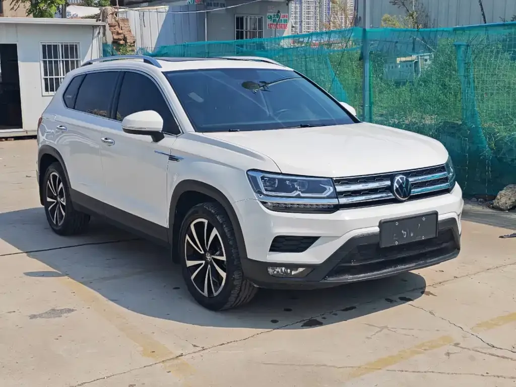 Volkswagen Tharu — фото 8