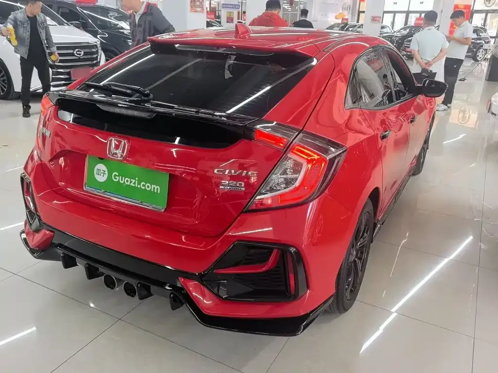 Honda Civic — фото 7