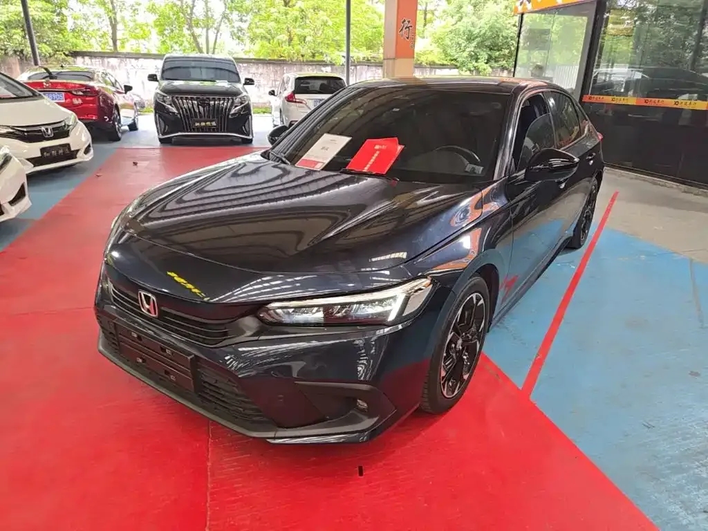 Honda Civic — фото 1
