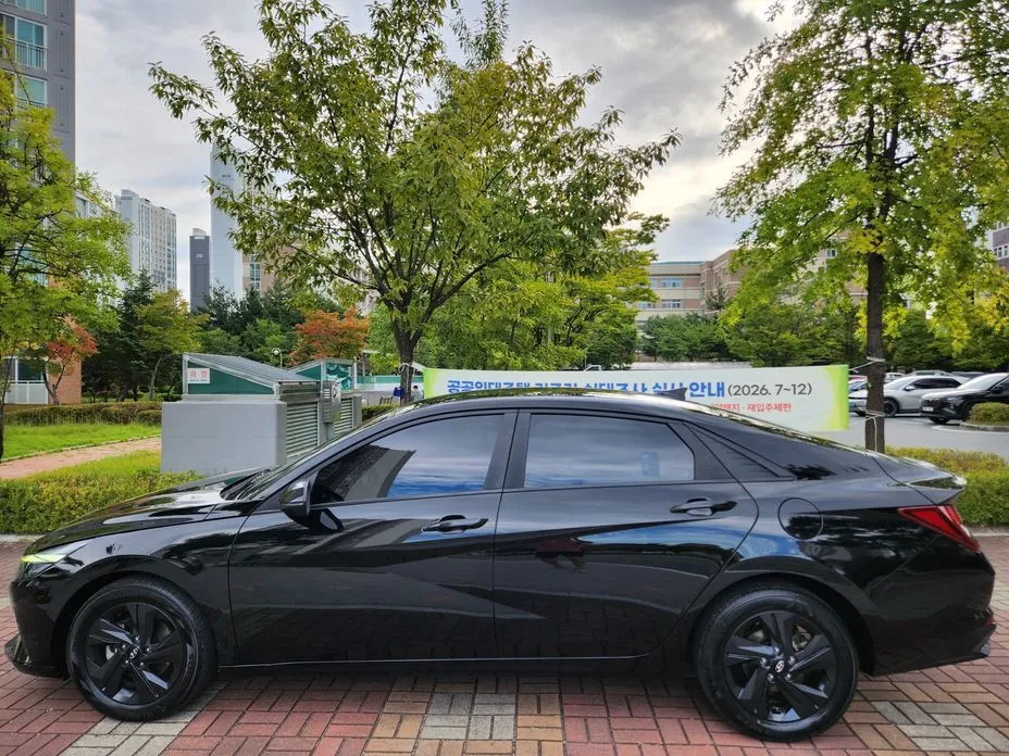 Hyundai AVANTE — фото 10