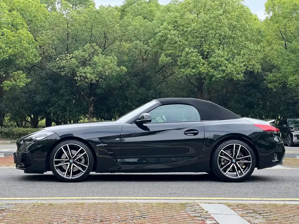 BMW Z4 — фото 7