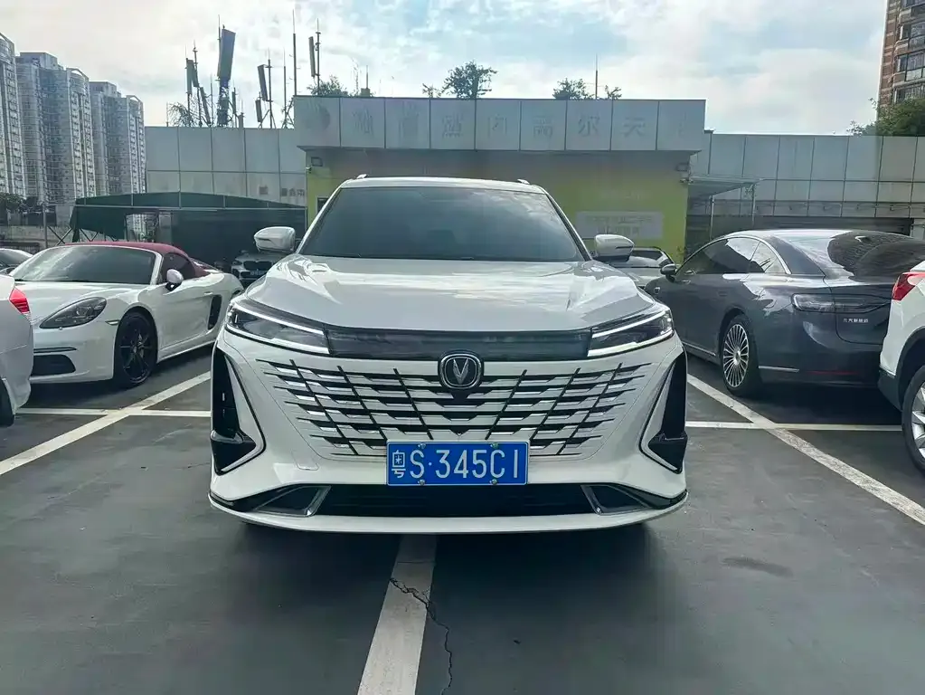 Changan CS75 PLUS — фото 3