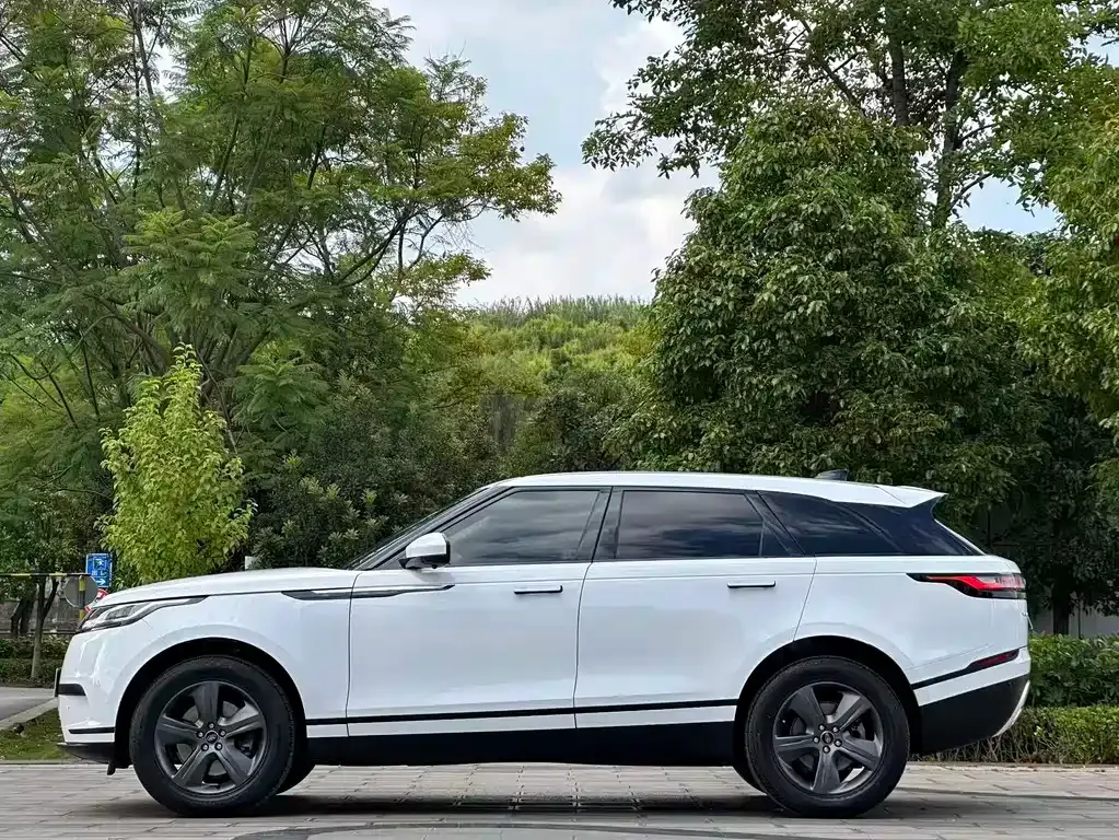 Land Rover Velar — фото 5