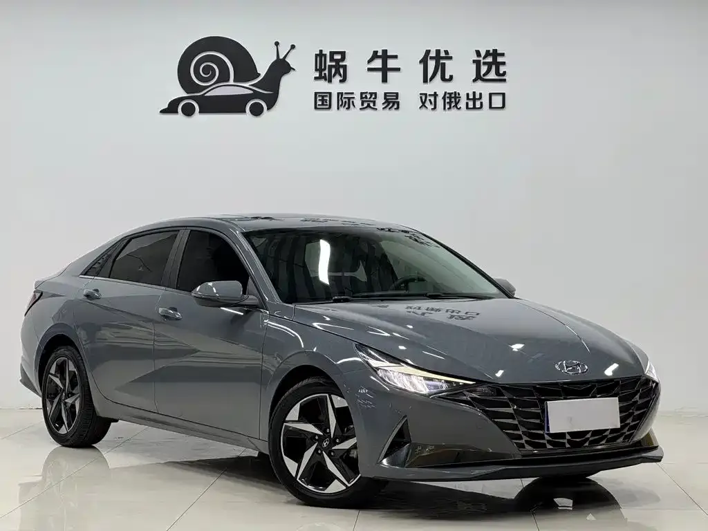 Hyundai Elantra — фото 7