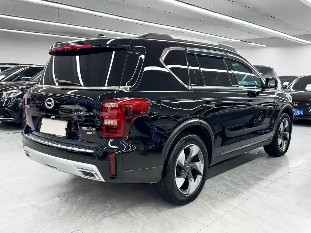 GAC Motor Trumpchi GS8 — фото 8