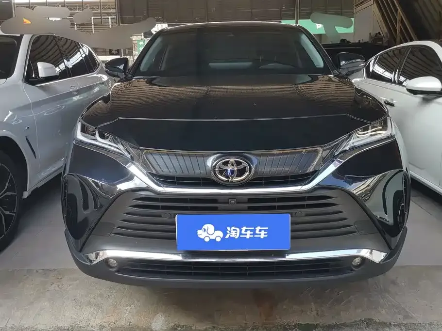 Toyota Harrier — фото 7